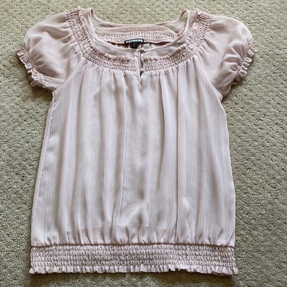 Express top. Size XS. Thin material. Excellent condition. - Picture 1 of 4